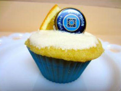 Blue-Moon-Cupcake-Picture